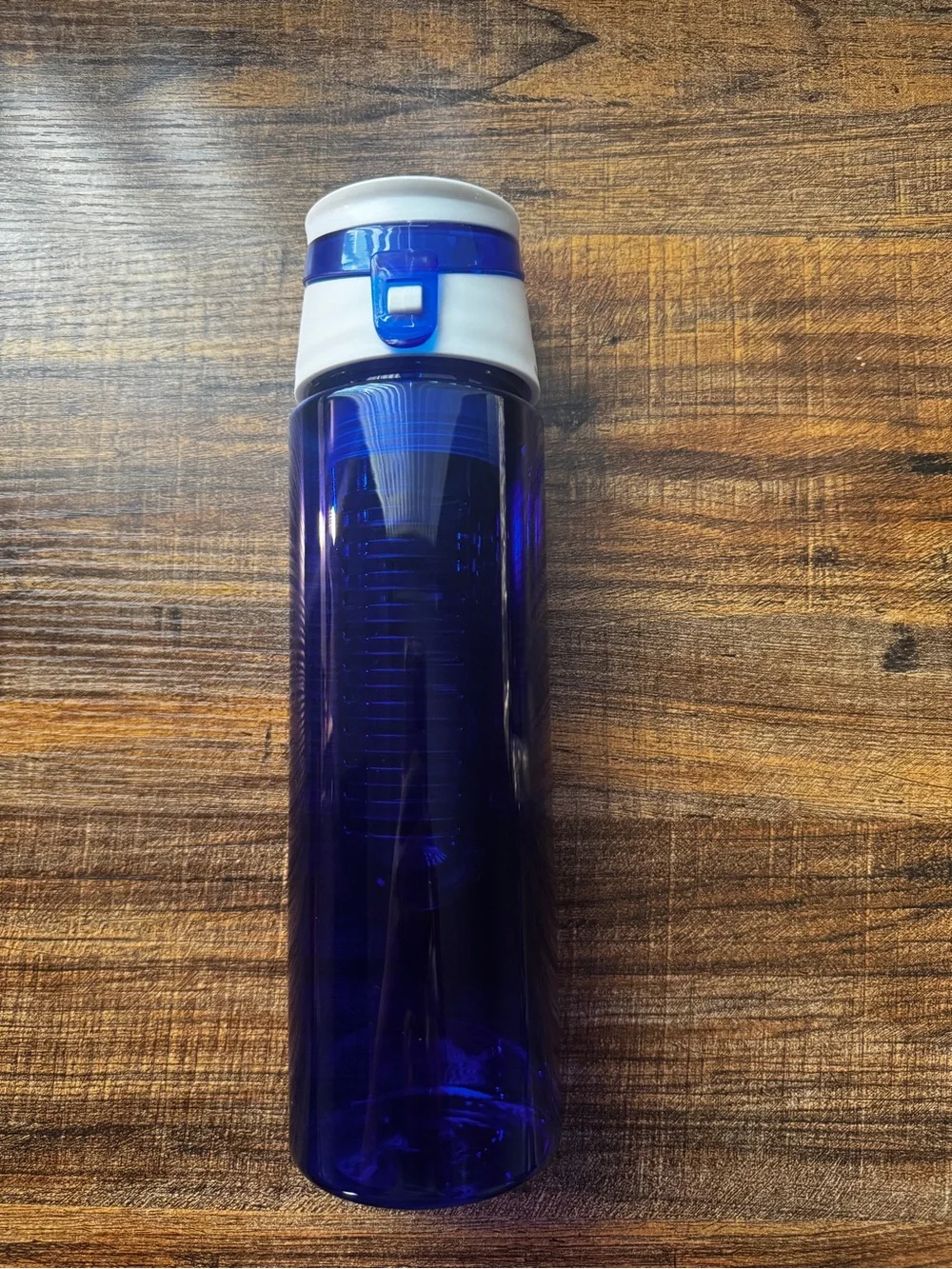 Blue Fruit Infuser Water Bottle New32 oz - Flip Top Lid with Locking Latch & Fil
